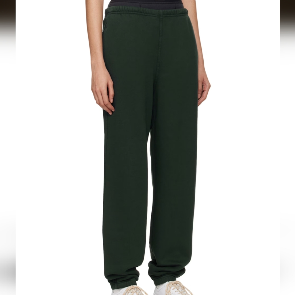 SKIMS Fleece Classic Jogger Pants - Picture 13 of 13